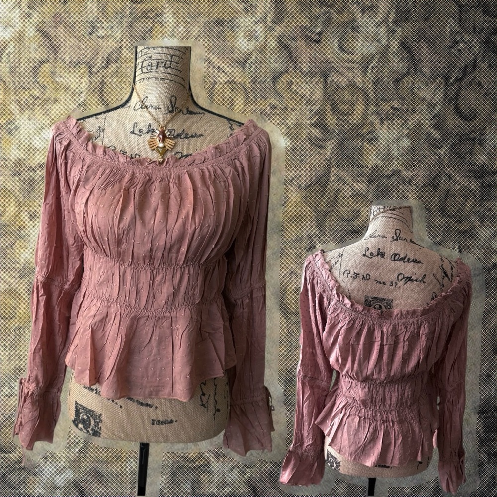 NEW Easel Long Sleeve Caramel Top L